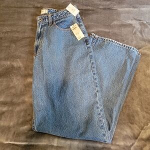 NWT Abercrombie & Fitch Loose High Rise Jeans